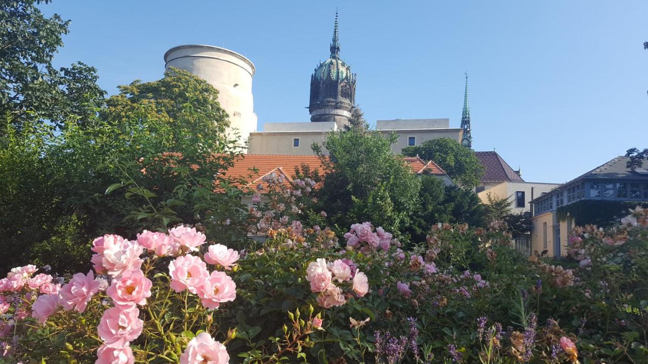 Fewo "Seerose" Am Stadtpark Apartment Wittenberg Екстериор снимка